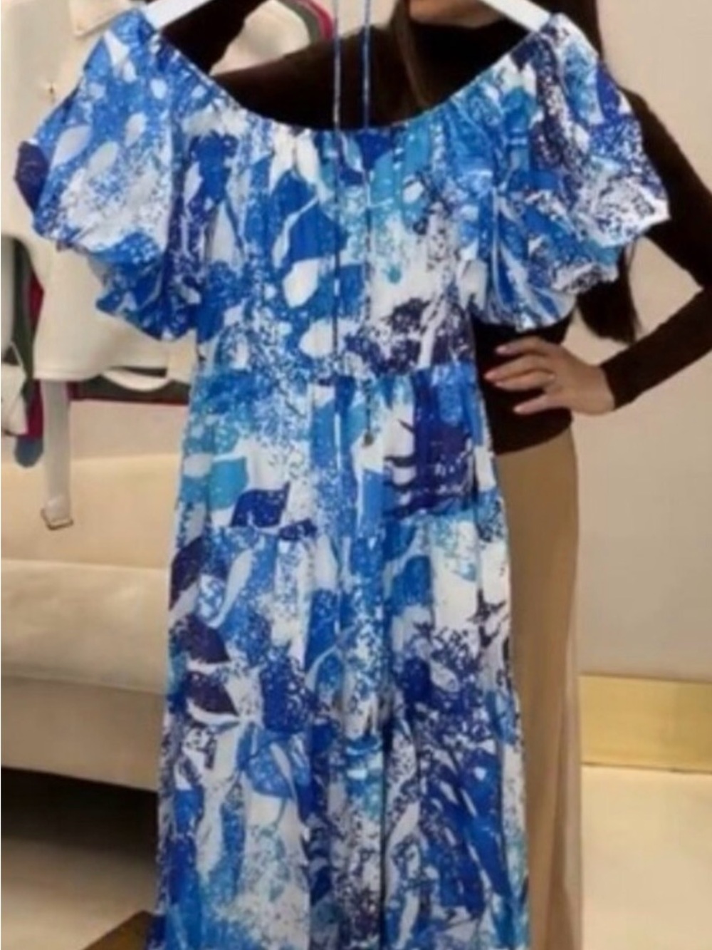 Aleeza Paris NWT MED - Off/On Shoulder Blue Floral Casual Maxi Dress